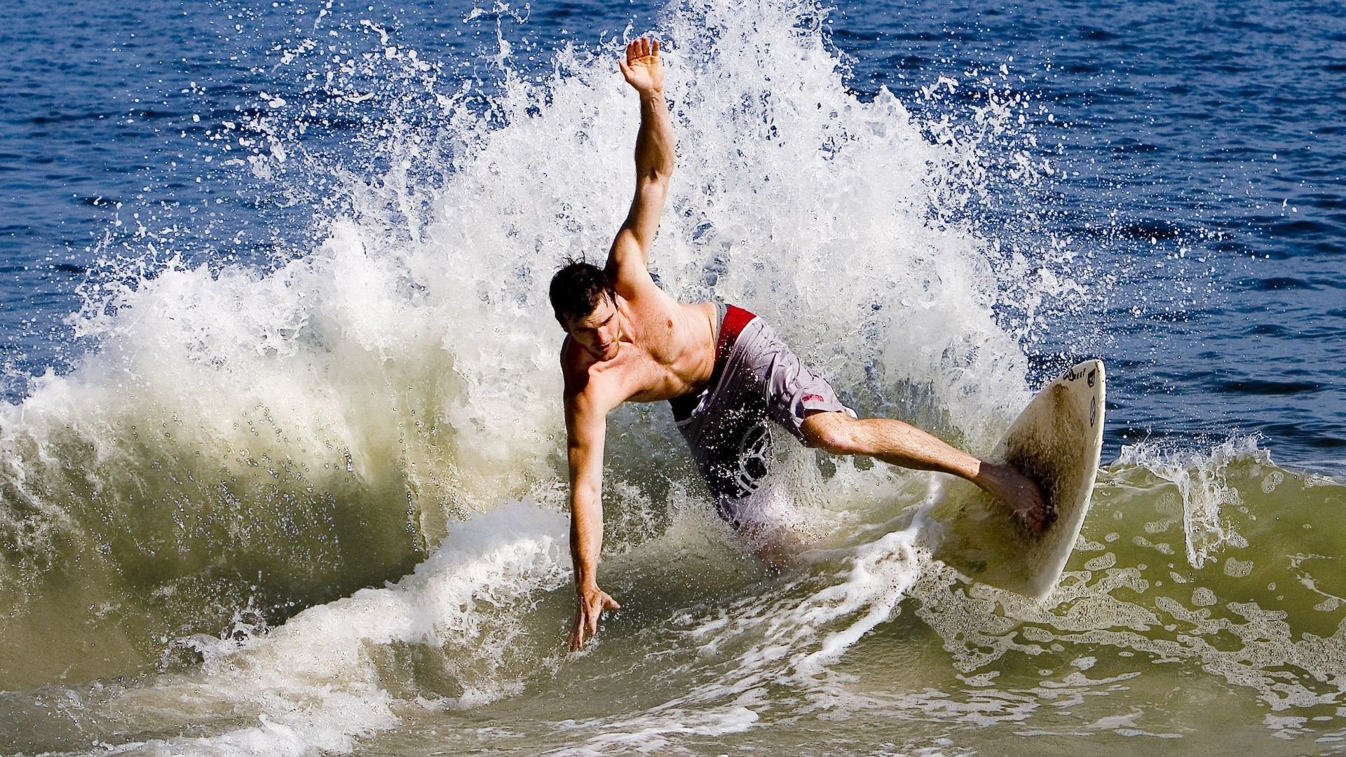 奥预赛国家队惨败 球迷反思训练方法，国奥踢联赛